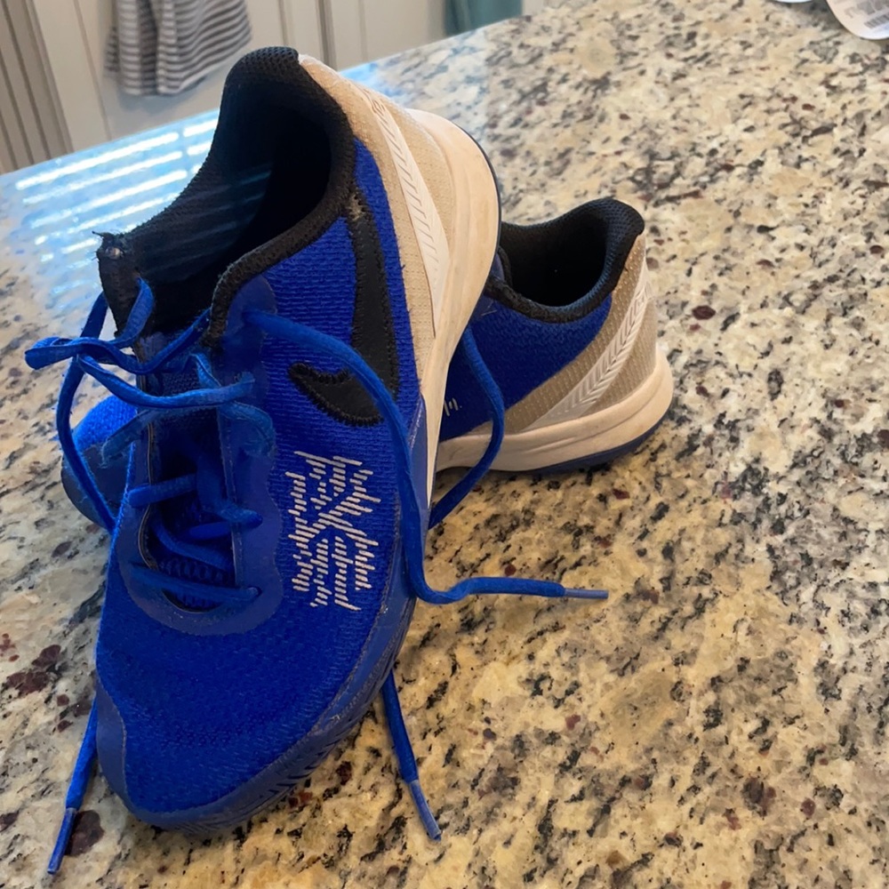 Nike Kids Size 2.5